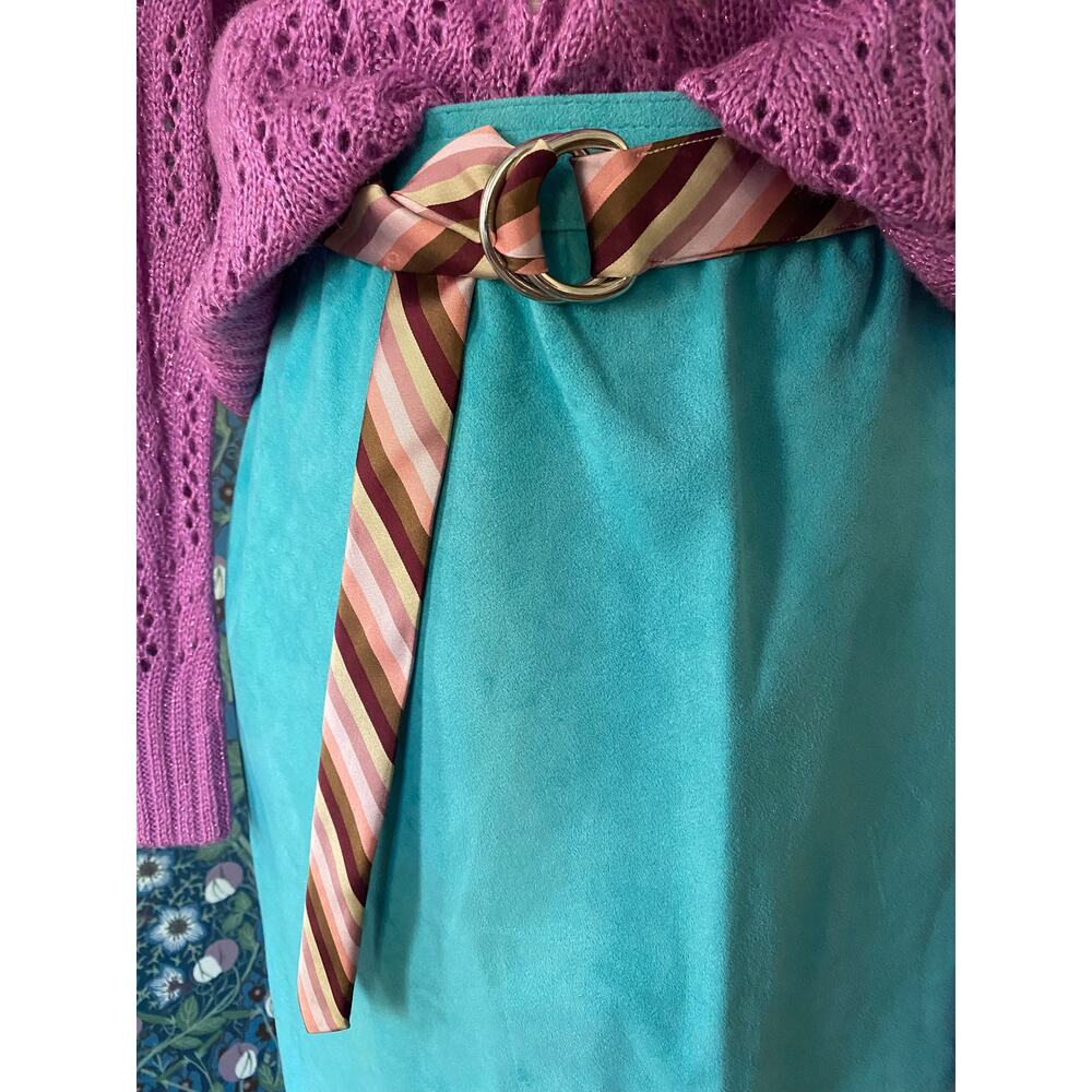 Silk belt with stripes and silver tone buckle, size M/L